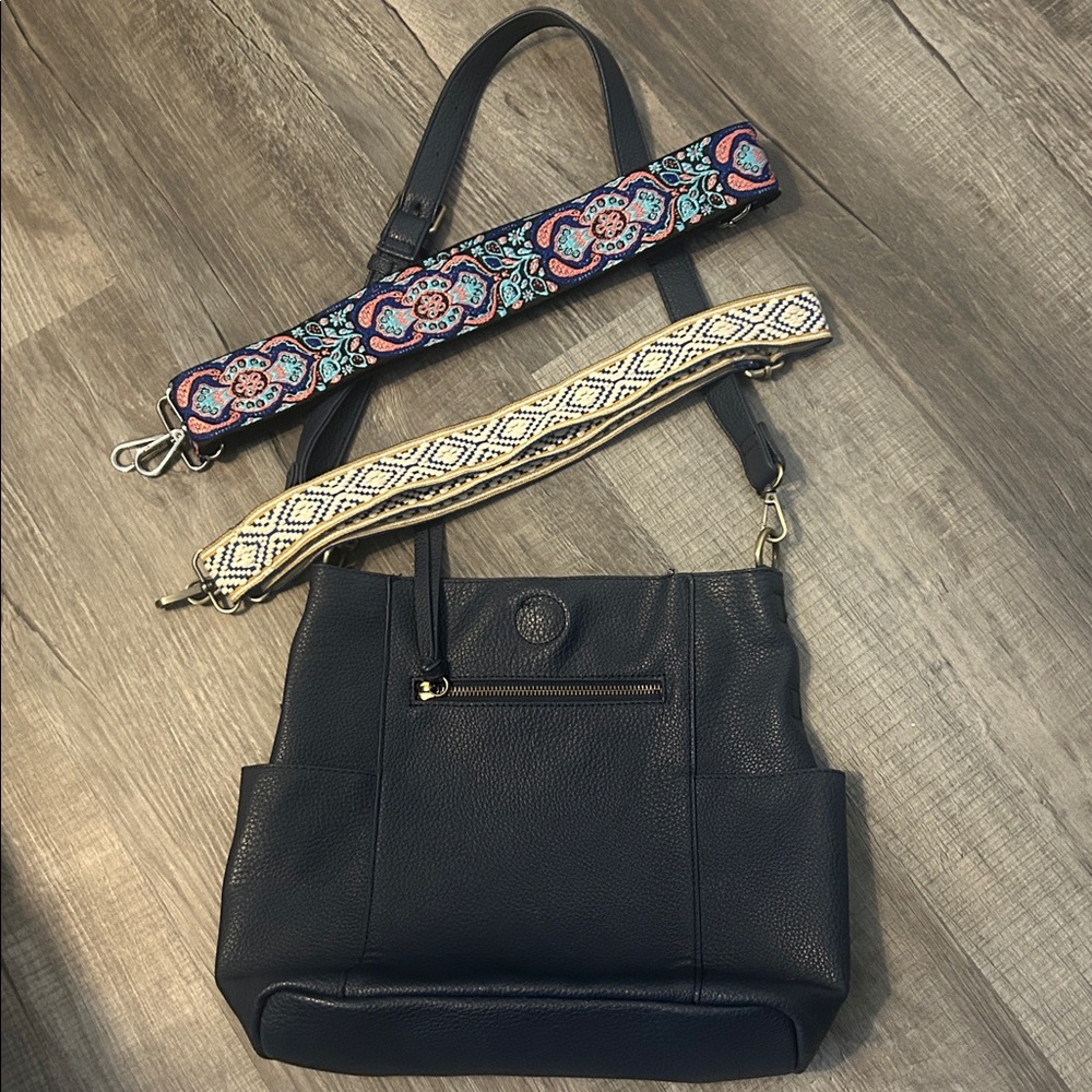 Elegant Navy Vegan Leather Bucket Bag Crossbody with magnetic clasp